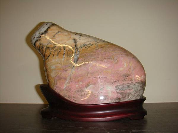 花蓮三棧溪玫瑰石16乘16(含座).JPG 花蓮三棧溪玫瑰石16乘16(含座).JPG