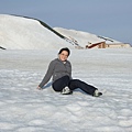 坐在雪地上  其實很冰