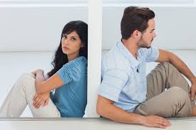 「separated couple」的圖片搜尋結果