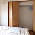 closet2.jpg