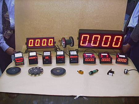 LED計數器、計時器、轉速表、電壓表、電流表、流量表、溫濕度