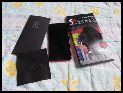 超硬玻璃貼首選好物-防疫在家 DIY 讓手機好服貼! 【MA黑金鋼超硬化玻璃貼】 不需要貼膜神器也能輕鬆完成