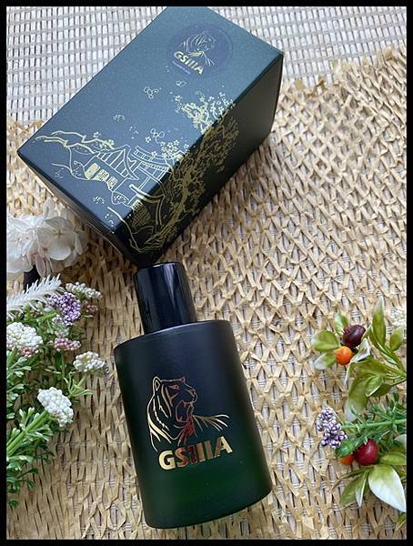【GSIIIA 凝視蒼穹 (Fissando il cielo)香水】恰到好處的男女皆宜的香味-創造女生獨有的氣質