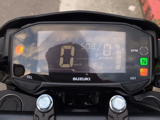 GSX-S150 引擎故障燈亮起...FI顯示