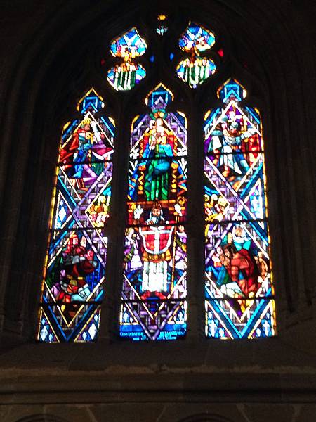 洛桑大教堂中古玫瑰窗