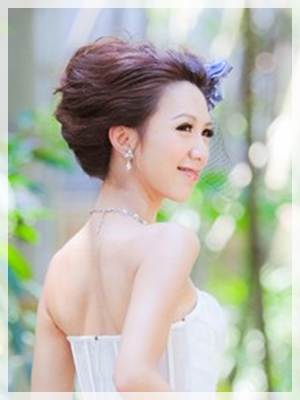 俏麗,盤髮,平口,白色禮服,台北新娘秘書,自助婚紗