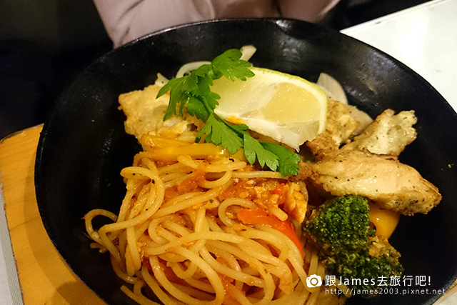 【台中美食】Skylark加州風洋食館(義式料理聚餐)台中愛買店15.JPG 【台中美食】Skylark加州風洋食館(義式料理聚餐)台中愛買店15.JPG
