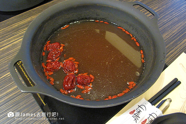 【台中美食】海王子精緻鍋物、聚餐、火鍋、崇德路餐廳、文心路餐廳 18.JPG