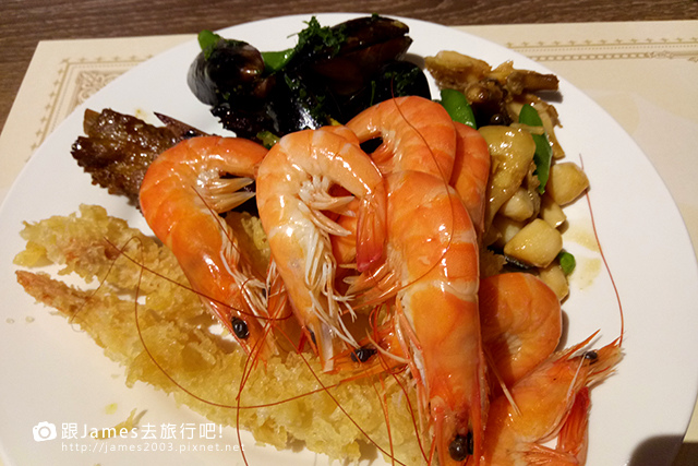 【員林美食】員林美食吃到飽_皇潮鼎宴~潮港城國際美食館~龍蝦吃到撐  18.jpg