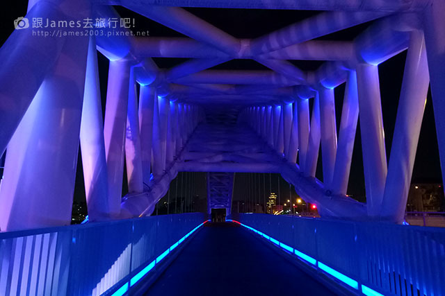 【台中外拍景點】北屯-海天橋(景觀橋)夜景 06.jpg