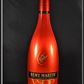 REMY MARTIN人頭馬VSOP特優香檳干邑燄紅限定版700ml