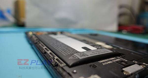 HTC-U-Ultra01-848x450.jpg HTC-U-Ultra01-848x450.jpg