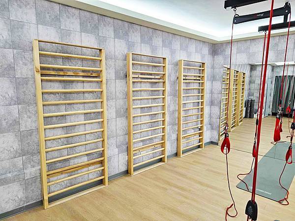 新竹 宸新復健科診所 開箱 骨科復健 兒童早療 徒手治療 運 新竹 宸新復健科診所 開箱 骨科復健 兒童早療 徒手治療 運