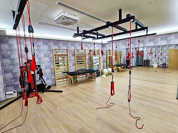 新竹 宸新復健科診所 開箱 骨科復健 兒童早療 徒手治療 運 新竹 宸新復健科診所 開箱 骨科復健 兒童早療 徒手治療 運