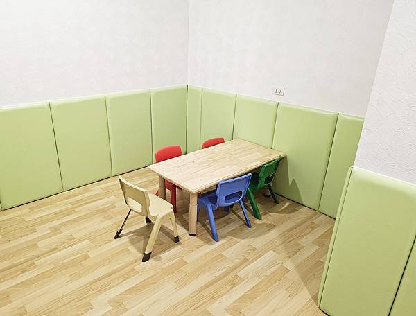 新竹 宸新復健科診所 開箱 骨科復健 兒童早療 徒手治療 運 新竹 宸新復健科診所 開箱 骨科復健 兒童早療 徒手治療 運