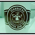 Starbucks 第一家店的Logo