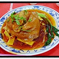 又是豬腳！