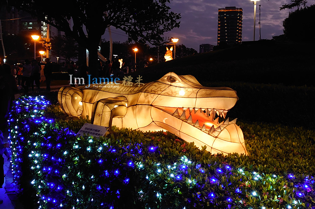 鱷魚先生燈籠.jpg