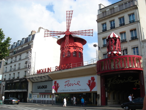 巴黎  紅磨坊