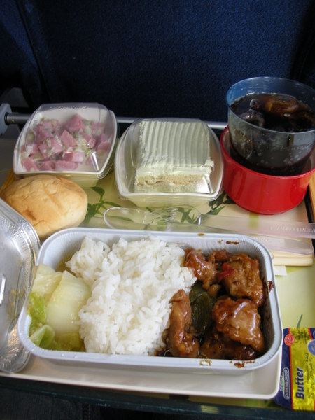 機上餐點（來日本的時候忘記拍了　:P）