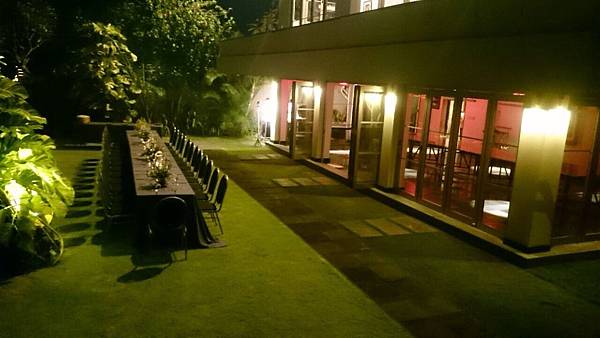 IMG_1585.JPG IMG_1585.JPG