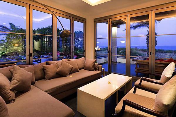 客廳.jpg 客廳.jpg