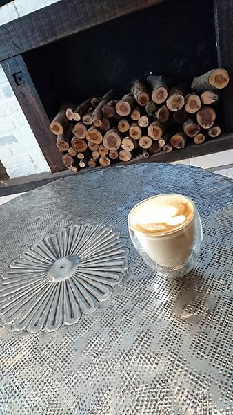 Eve_20161121_4213.jpg Eve_20161121_4213.jpg