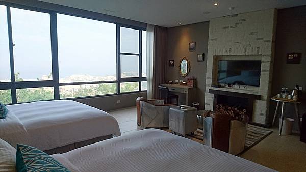 Eve_20161121_8799.jpg Eve_20161121_8799.jpg