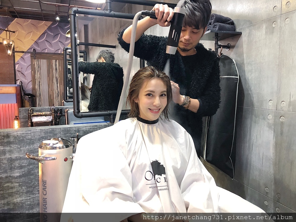 8CE5DB1F-2AA1-4302-A79A-C5D7A1CF200B.jpg 8CE5DB1F-2AA1-4302-A79A-C5D7A1CF200B.jpg