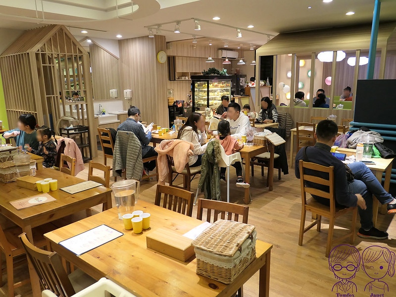 35 大樹先生的家(潮州店) 用餐空間