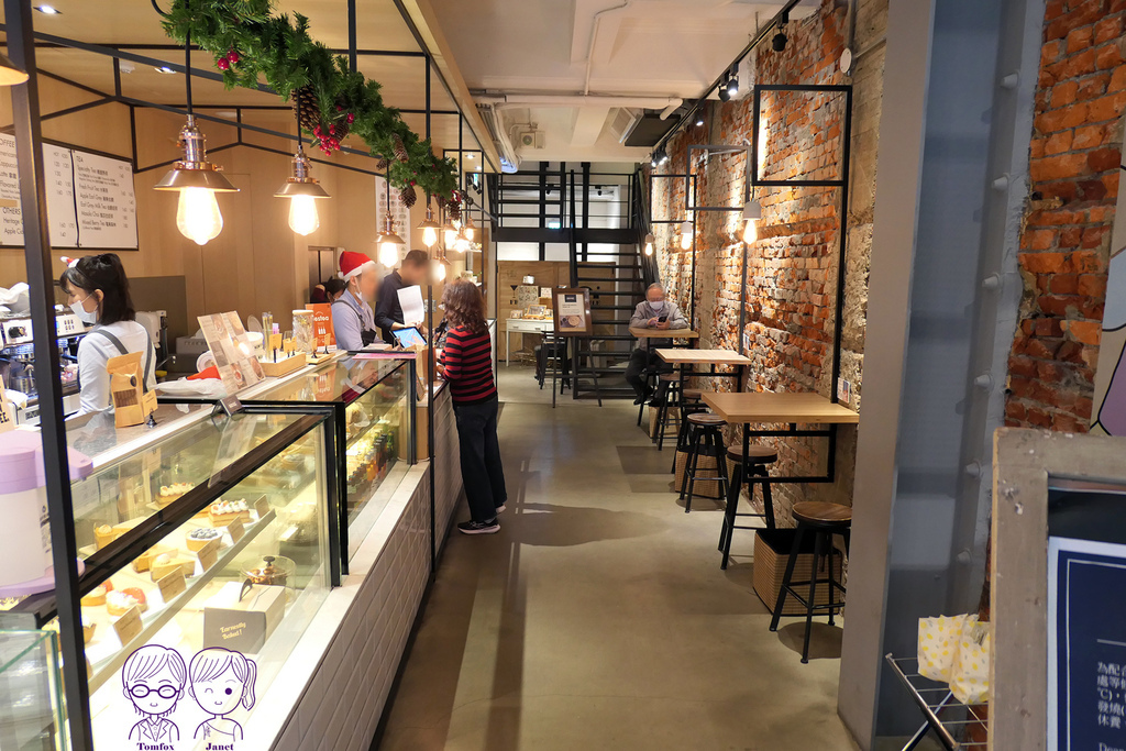 2 Heritage Bakery %26; Cafe.jpg