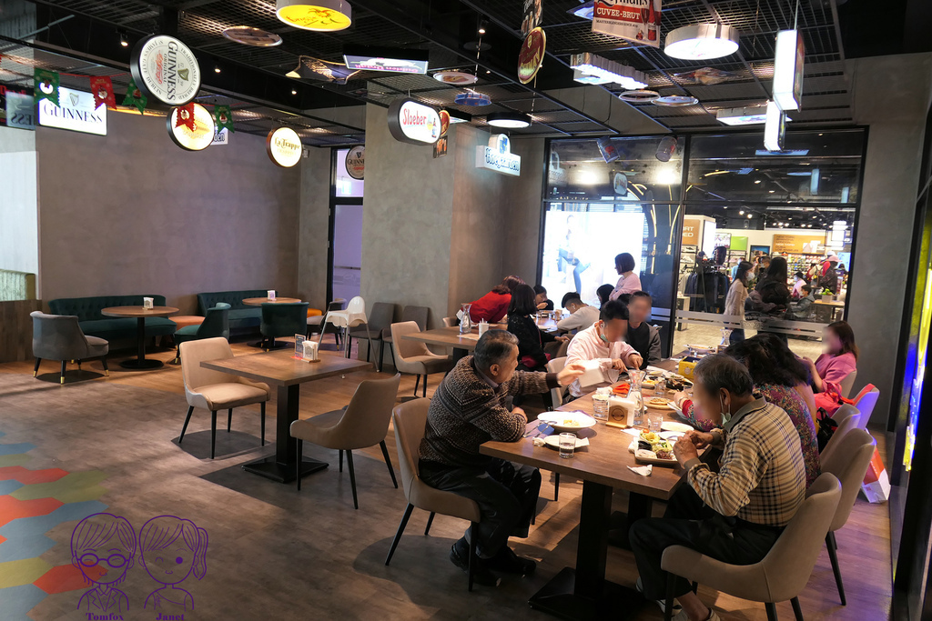 5 布娜飛比利時啤酒餐廳 用餐空間.jpg