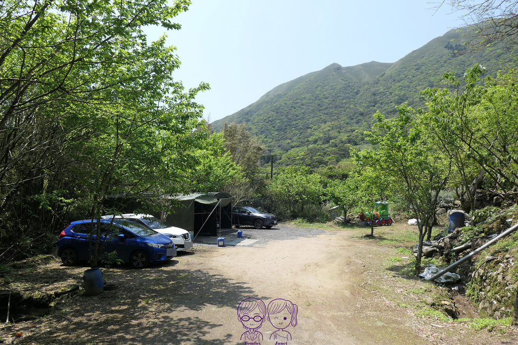 3 故鄉海芋農園-附設餐廳 停車場.jpg