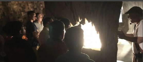 21 Robert Y廢墟暴龍館 館長的密室.jpg 21 Robert Y廢墟暴龍館 館長的密室.jpg