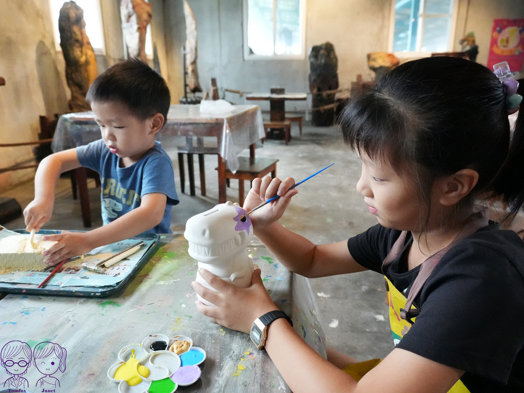 31 Robert Y廢墟暴龍館 DIY 彩繪暴龍寶寶存錢筒.jpg 31 Robert Y廢墟暴龍館 DIY 彩繪暴龍寶寶存錢筒.jpg