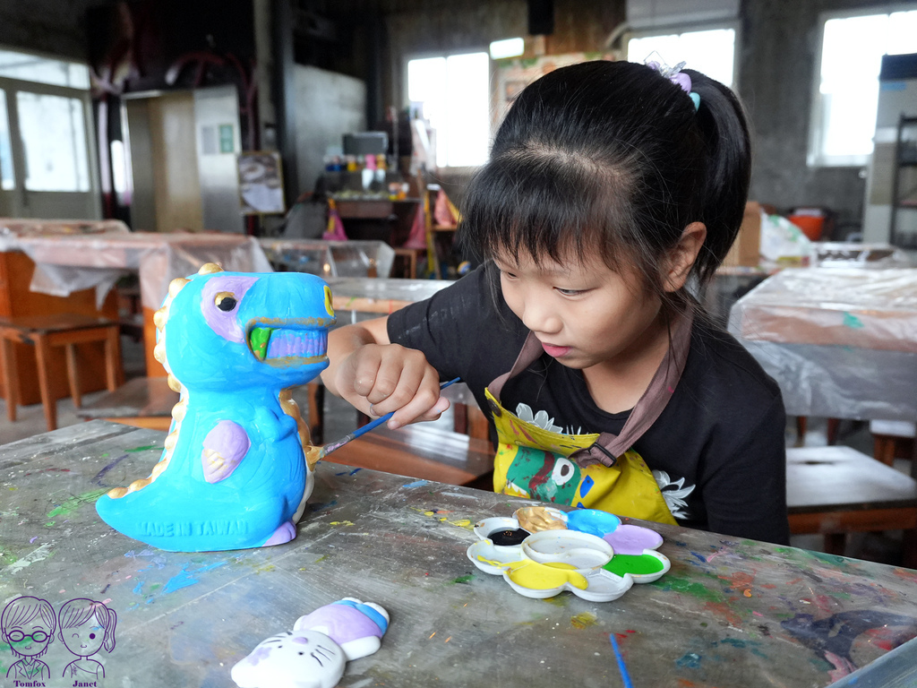 32 Robert Y廢墟暴龍館 DIY 彩繪暴龍寶寶存錢筒.jpg 32 Robert Y廢墟暴龍館 DIY 彩繪暴龍寶寶存錢筒.jpg