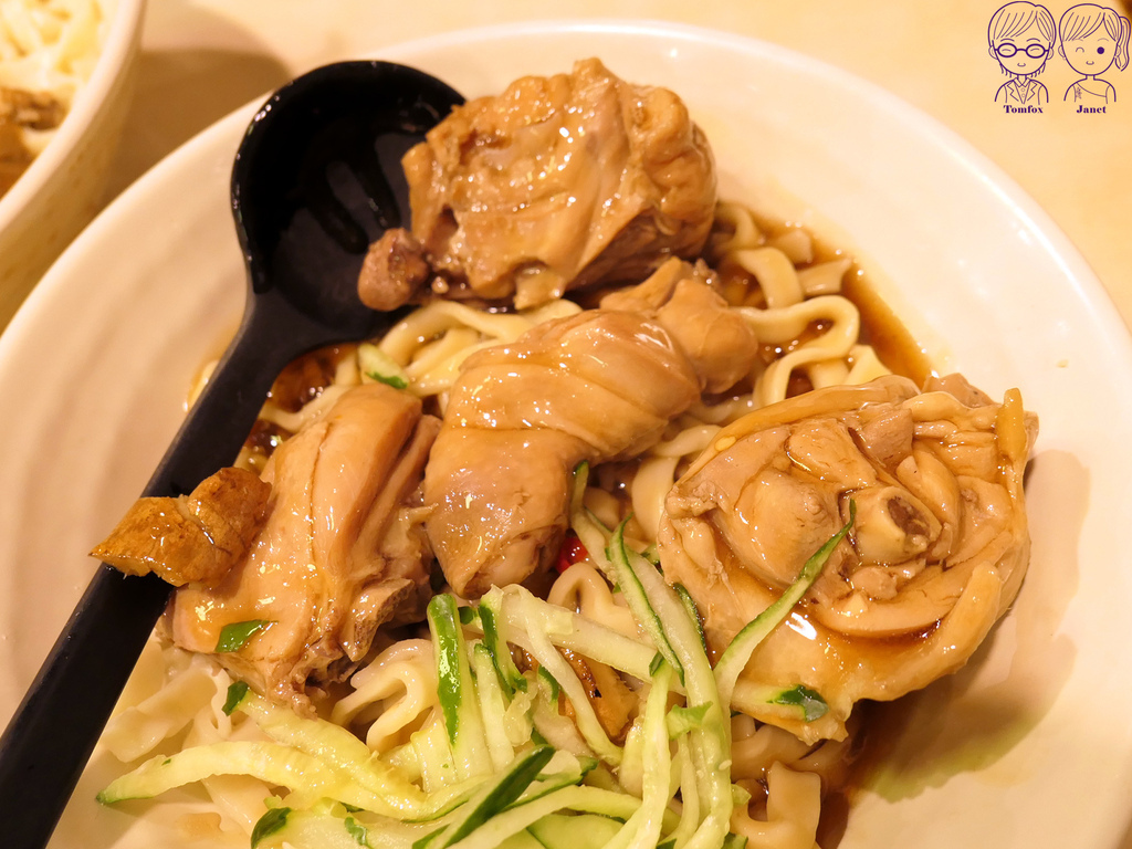 24 銀記 辣子嫩雞麵.jpg