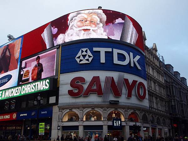 Piccadilly Circus