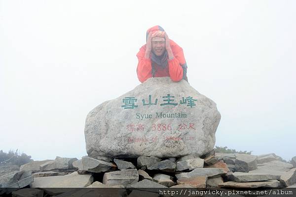 歐陽拍雲朵登雪山 (131).JPG