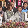 [Best Artist] 12.16.2008 Arashi Talk + One Love, Kaze no Mukou e).02.jpg