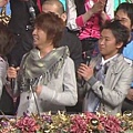[Best Artist] 12.16.2008 Arashi Talk + One Love, Kaze no Mukou e).05.jpg