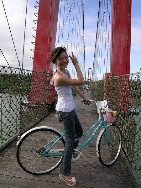 龍門吊橋~騎著單車過橋囉!