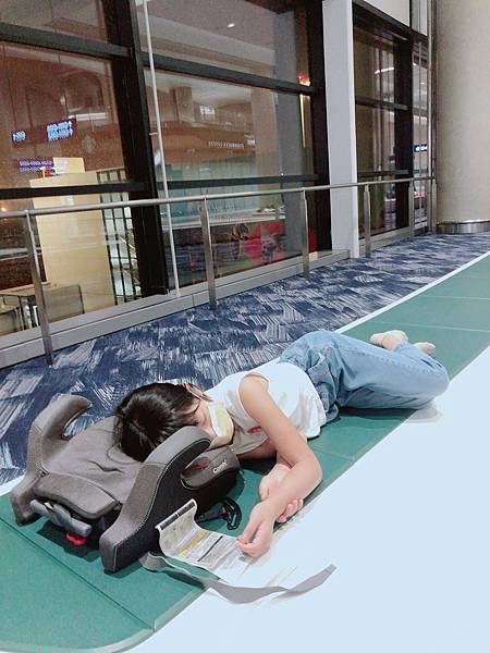 帶著久未出國和1打2的緊張飛向法蘭克福