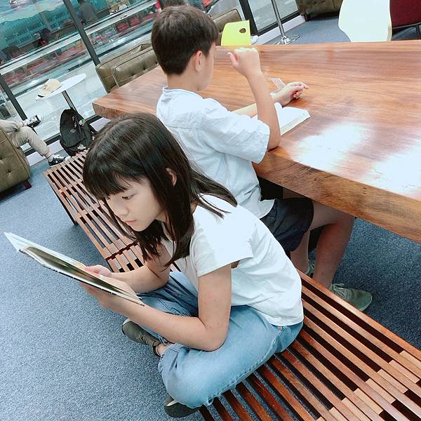 帶著久未出國和1打2的緊張飛向法蘭克福