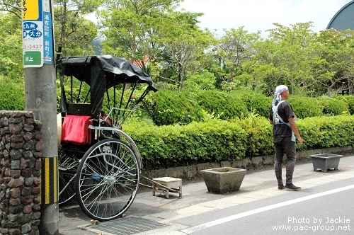 湯布院溫泉 藝術街道 人力車