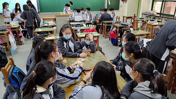 P_20200414_142235.jpg P_20200414_142235.jpg