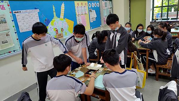 P_20200414_142253.jpg P_20200414_142253.jpg