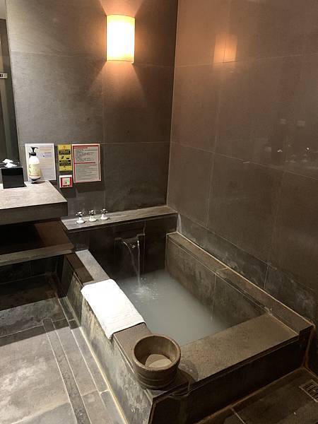 【台北溫泉飯店開箱】北投春天酒店，聖誕夜能在寒冬中有個溫泉可