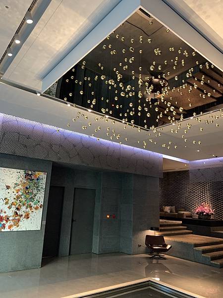 [高雄飯店] 親子不友善但極致奢華的藝術酒店『高雄晶英國際行