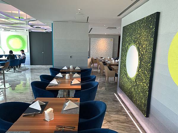 [高雄飯店] 親子不友善,但服務超級友善且極致奢華的藝術酒店